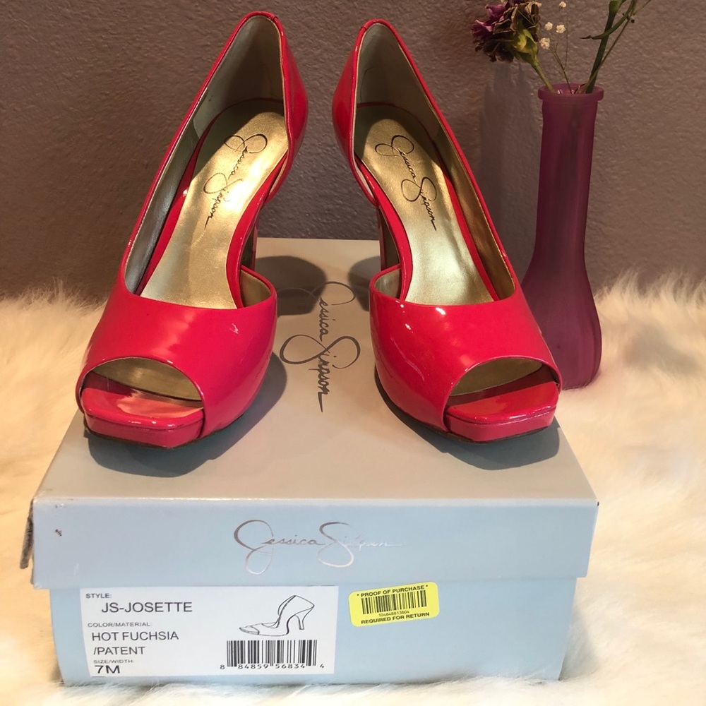 Jessica Simpson Hot Fuchsia Josette patent pump heel. Barbie season! - Picture 2 of 4